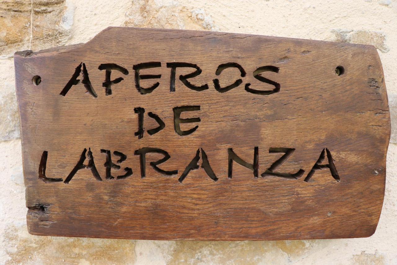 Apartamentos Rurales Casa Lafuente Luquiano Exteriör bild