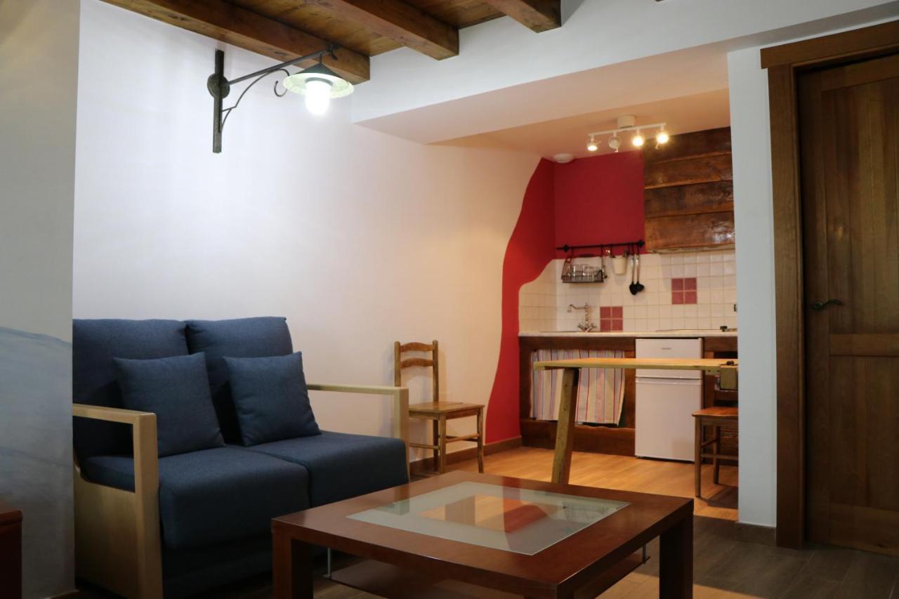 Apartamentos Rurales Casa Lafuente Luquiano Exteriör bild